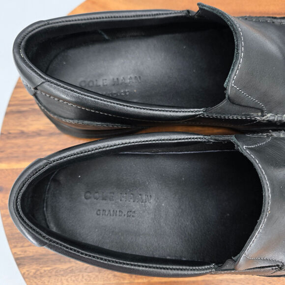 Cole Haan Grand OS Shoes Mens 10 M Black Leather Tucker Venetian Moc Toe Loafer